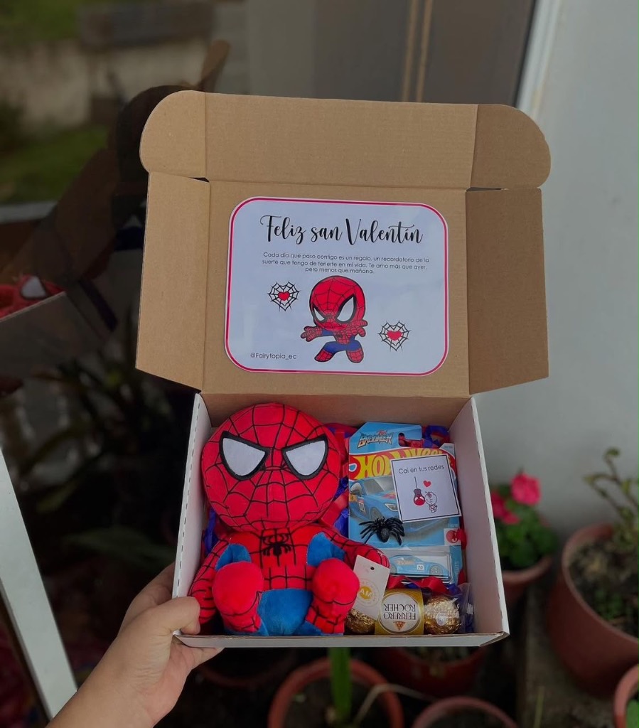 Caja Caí en tus Redes