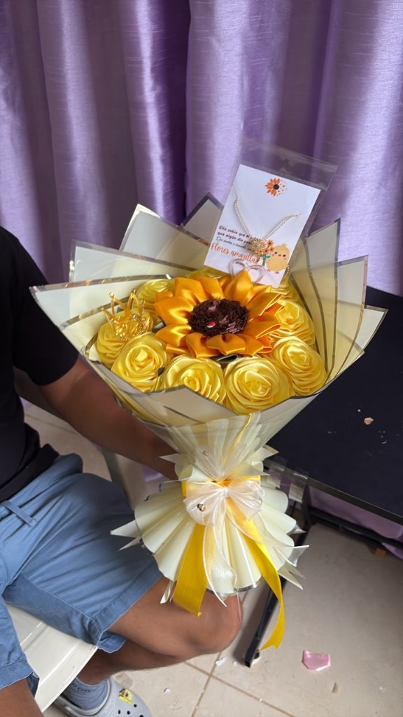 Ramo Girasol Central y Corona
